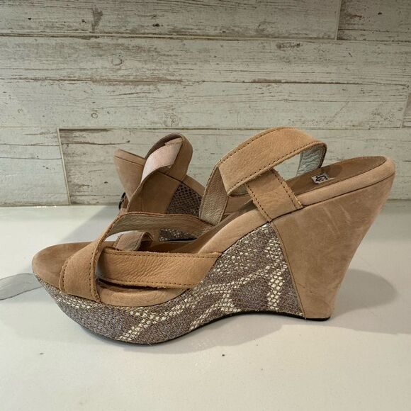 UGG snake print ankle wrap wedges heels shoes sz 8 - Picture 1 of 8
